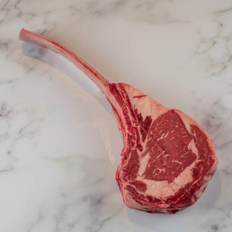Raw Tomahawk